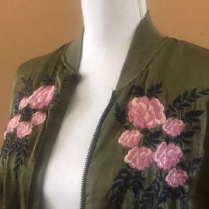 Olive embroidered jacket